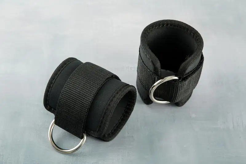 Adjustable Neoprene Padded Ankle Straps Ankle Cuffs for gym Fitness cable machines with Double D-Ring