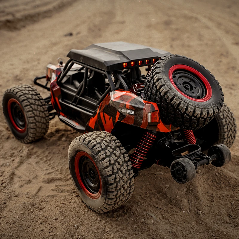 1/16 4*4 new fully simulated throttle steering very fast speed 7.4V brushed motor power remote control military off-road truck