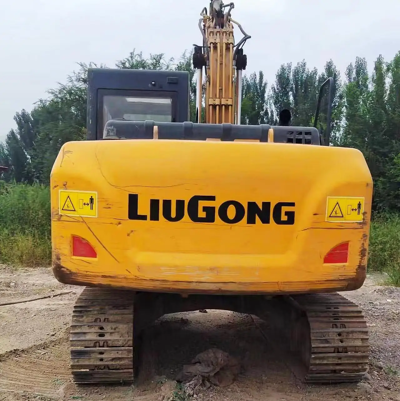 Chinese Used excavator of LiuGong CLG913E price list 13ton  hydraulic crawler excavator for sale