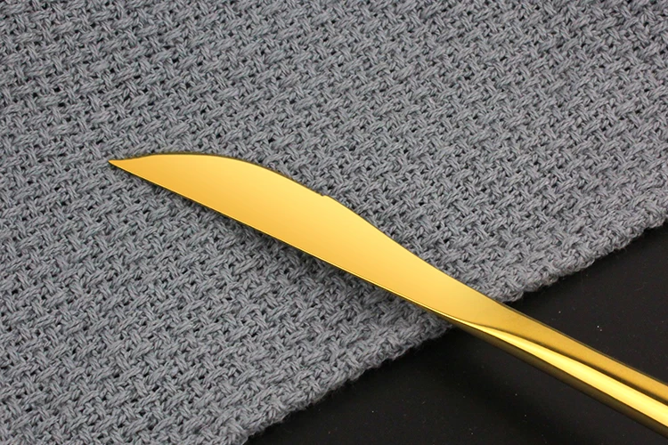 
Hot Sale Mirror Polishing Gold Plated 304 Stainless Steel Wedding Cutlery Table Spoon Fork Knife Flatware Set for Hotel 
