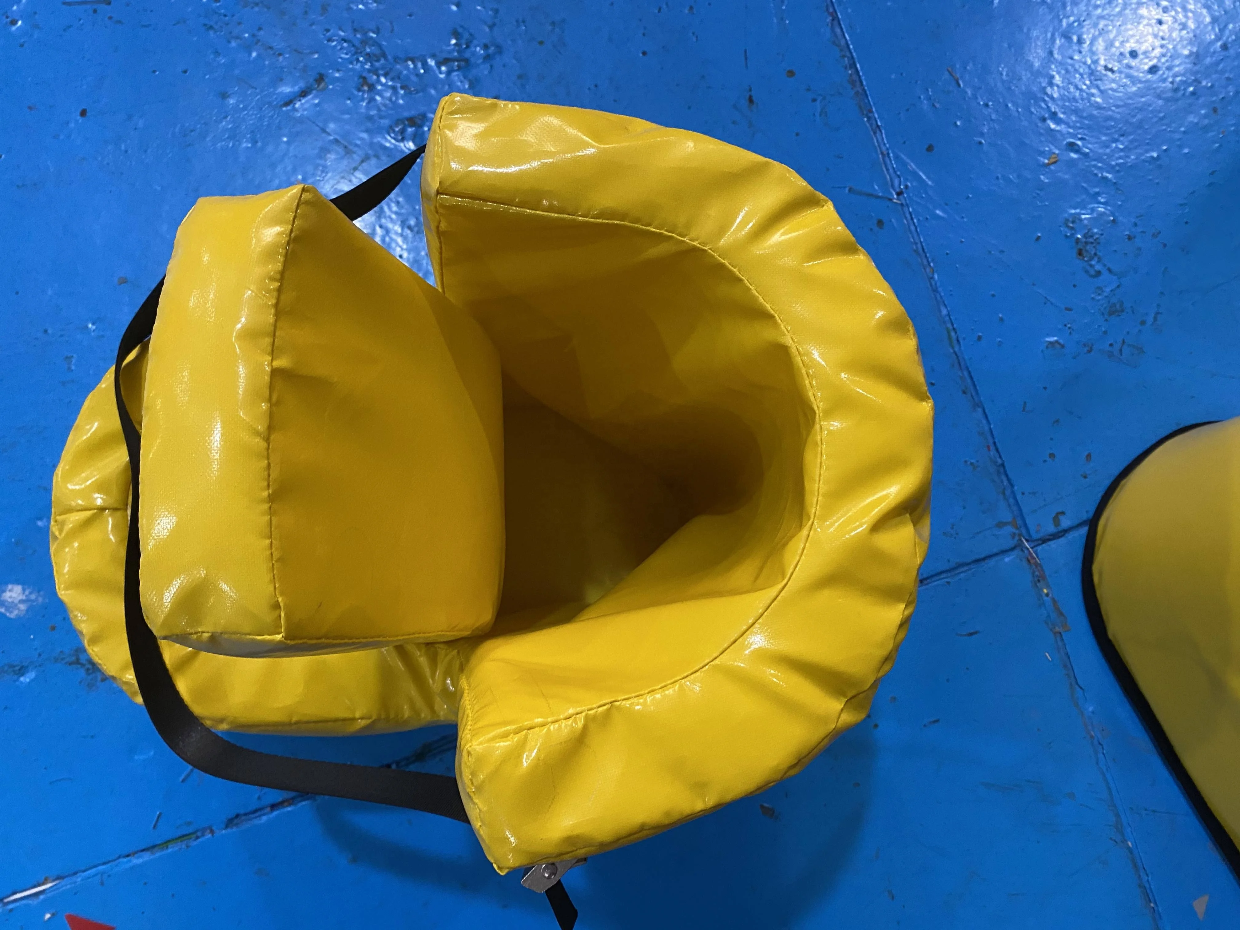 most durable newly inflatable walk on shoes for sport games with good quality