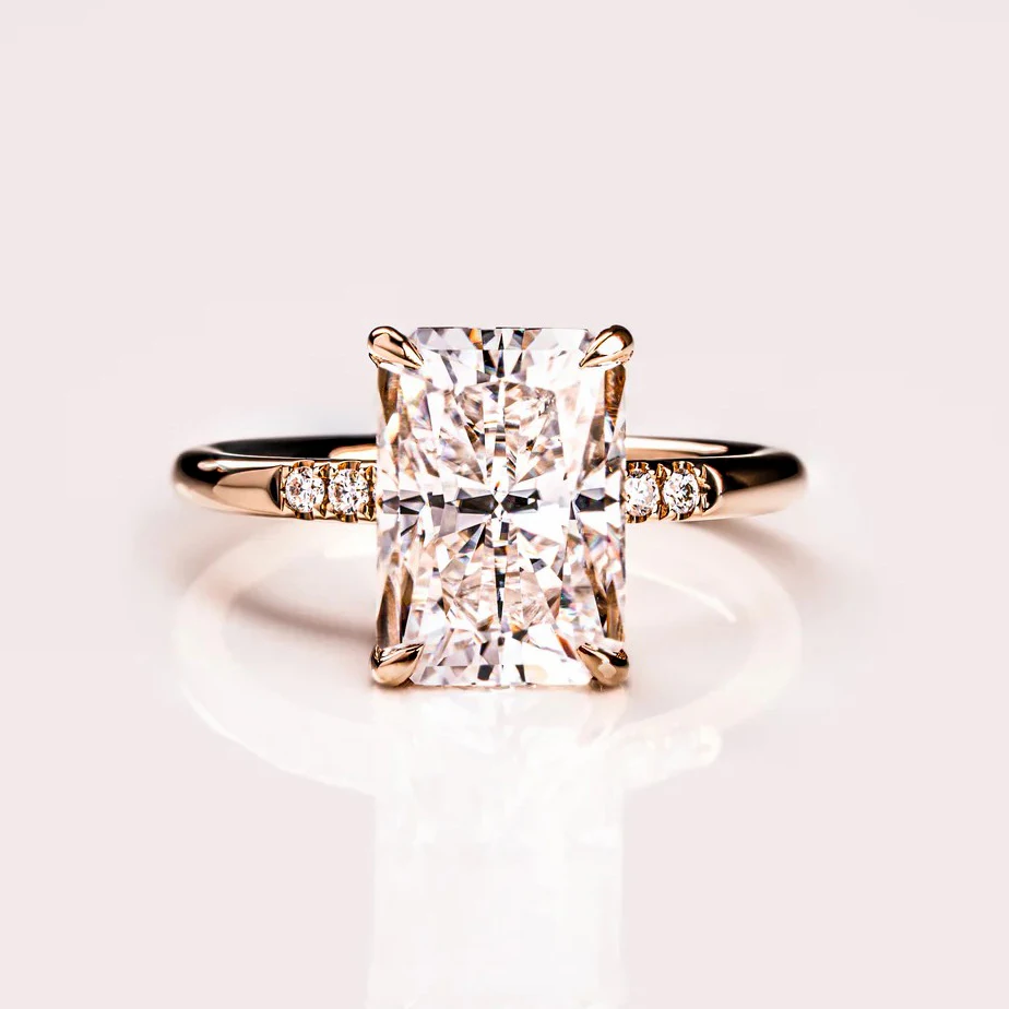 Custom Costume Jewelry Manufacturer Wedding Zircon Diamond Radiant Design 925 Silver Ring