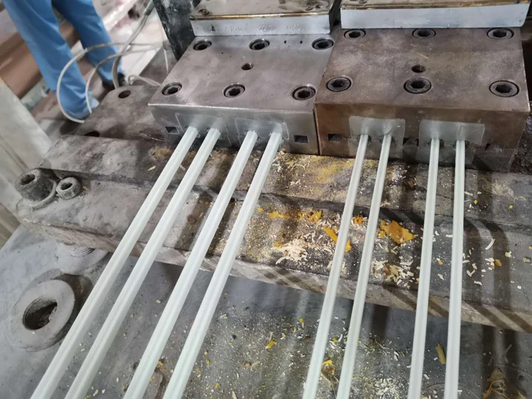 Various Size Pultruded profiles flexible flag rod for worship flag for dance