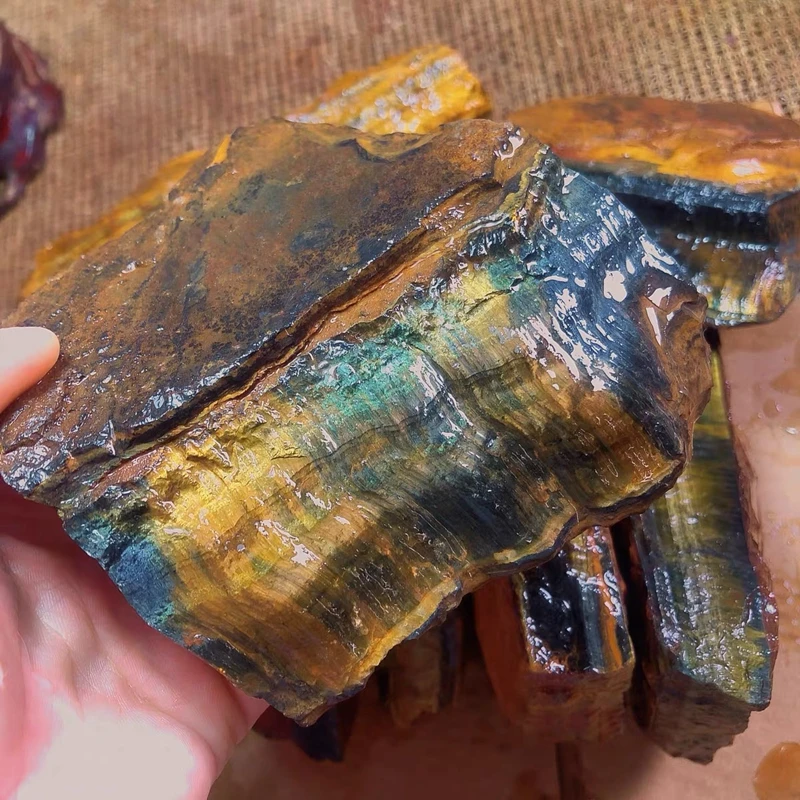 High quality Raw Blue Tiger Eye Stone Natural Blue Tiger Eye Rough Stones Multiple Sizes For Sale