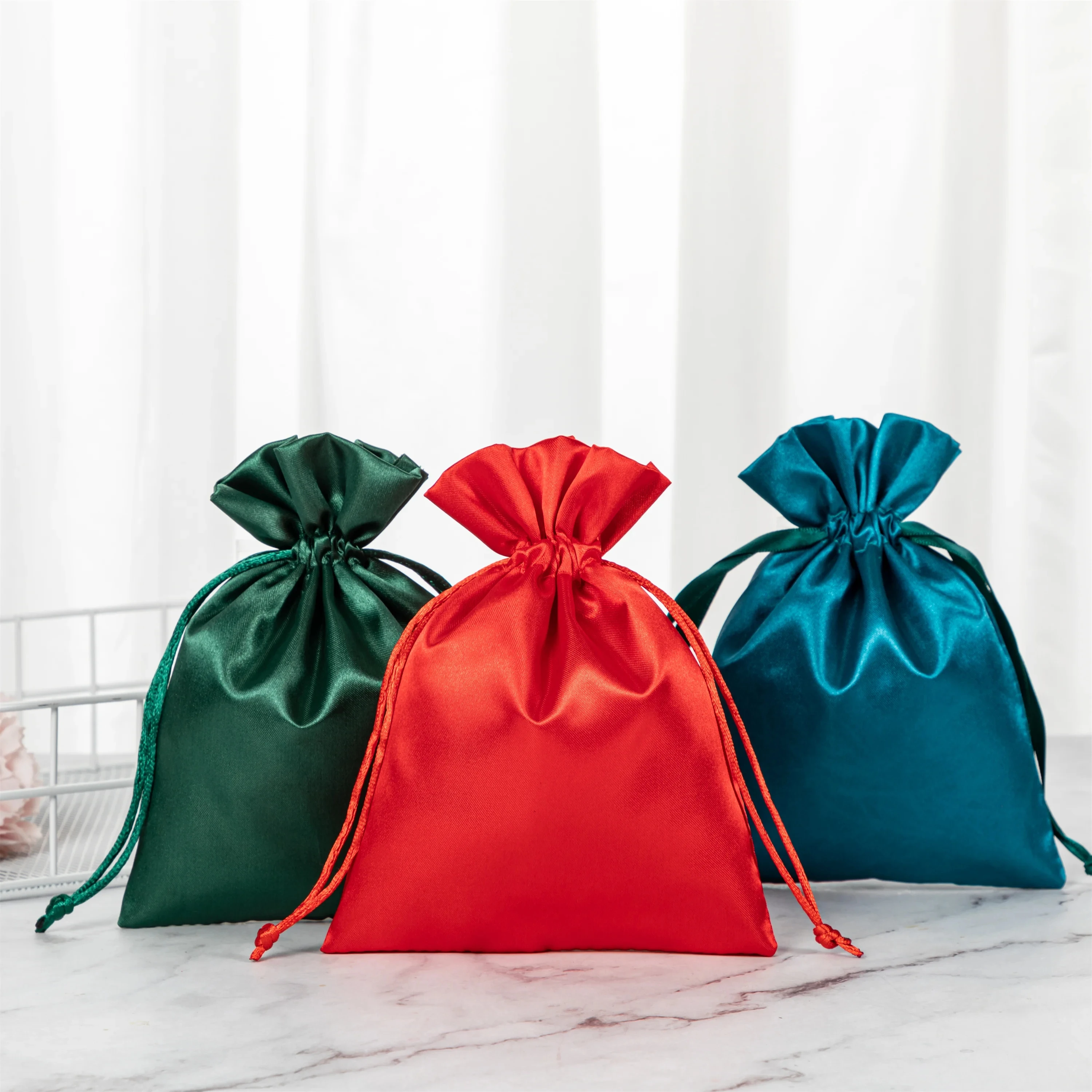 customized luxurious satin  ribbon drawstring  satin  satin bags with logo