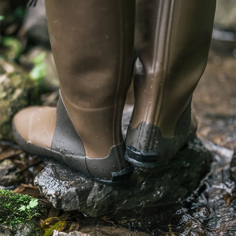 Непромокаемые ботинки Naturehike натуральный каучук высокие Нескользящие для отдыха на открытом воздухе и