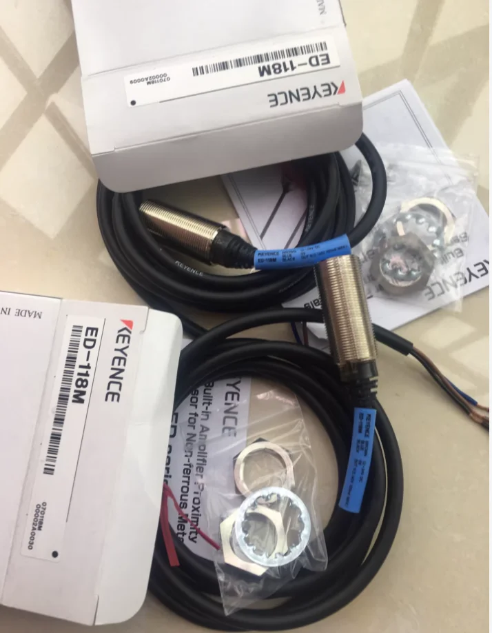 KEYENCE brand new original sensor EM-010P