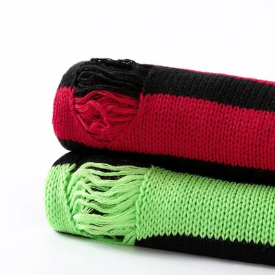 New Trendy Striped Holes Mens Knit Sweater Fashion Round Collar Long Sleeve Knitted Sweater Men