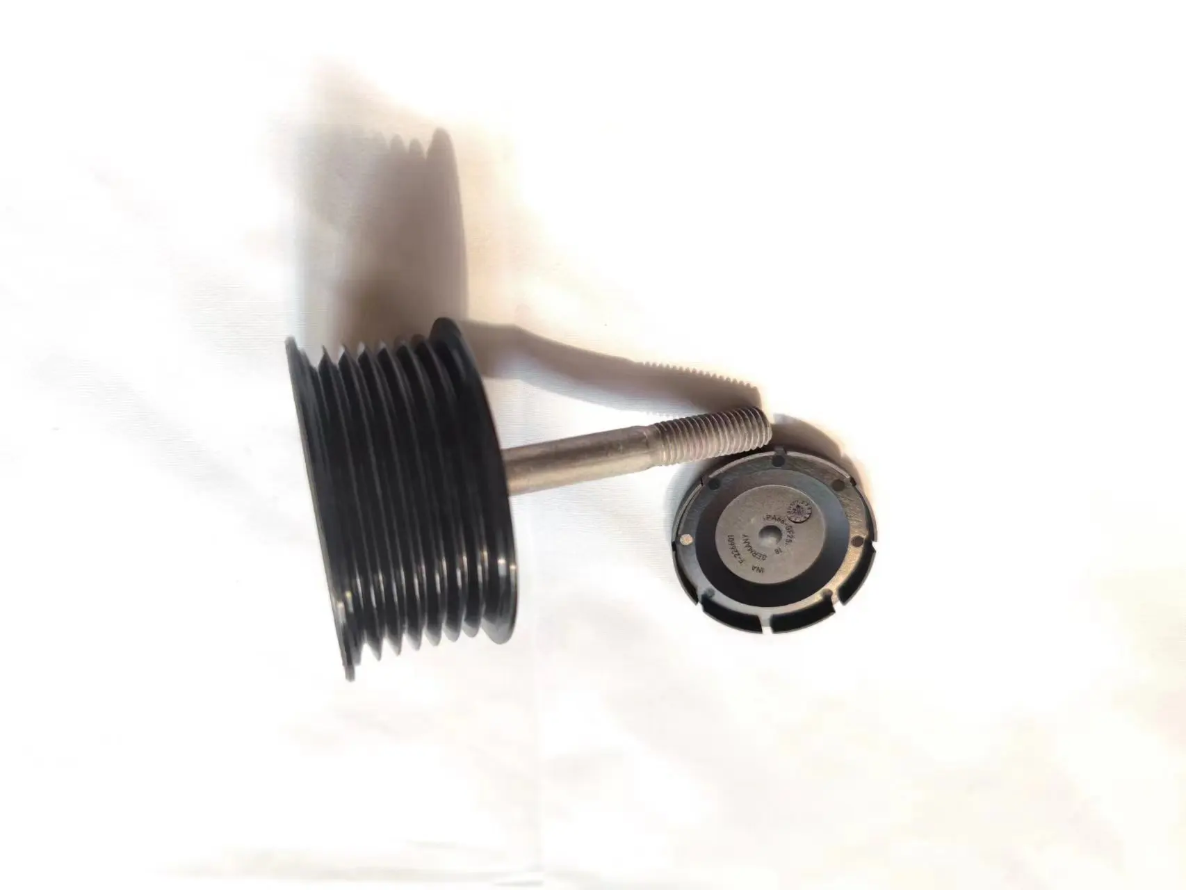 Factory Price Transmission Spare Parts Drive Belt Ider Pulley OEM 94810211821 for POorsche Cayenne Panamera 970 92A