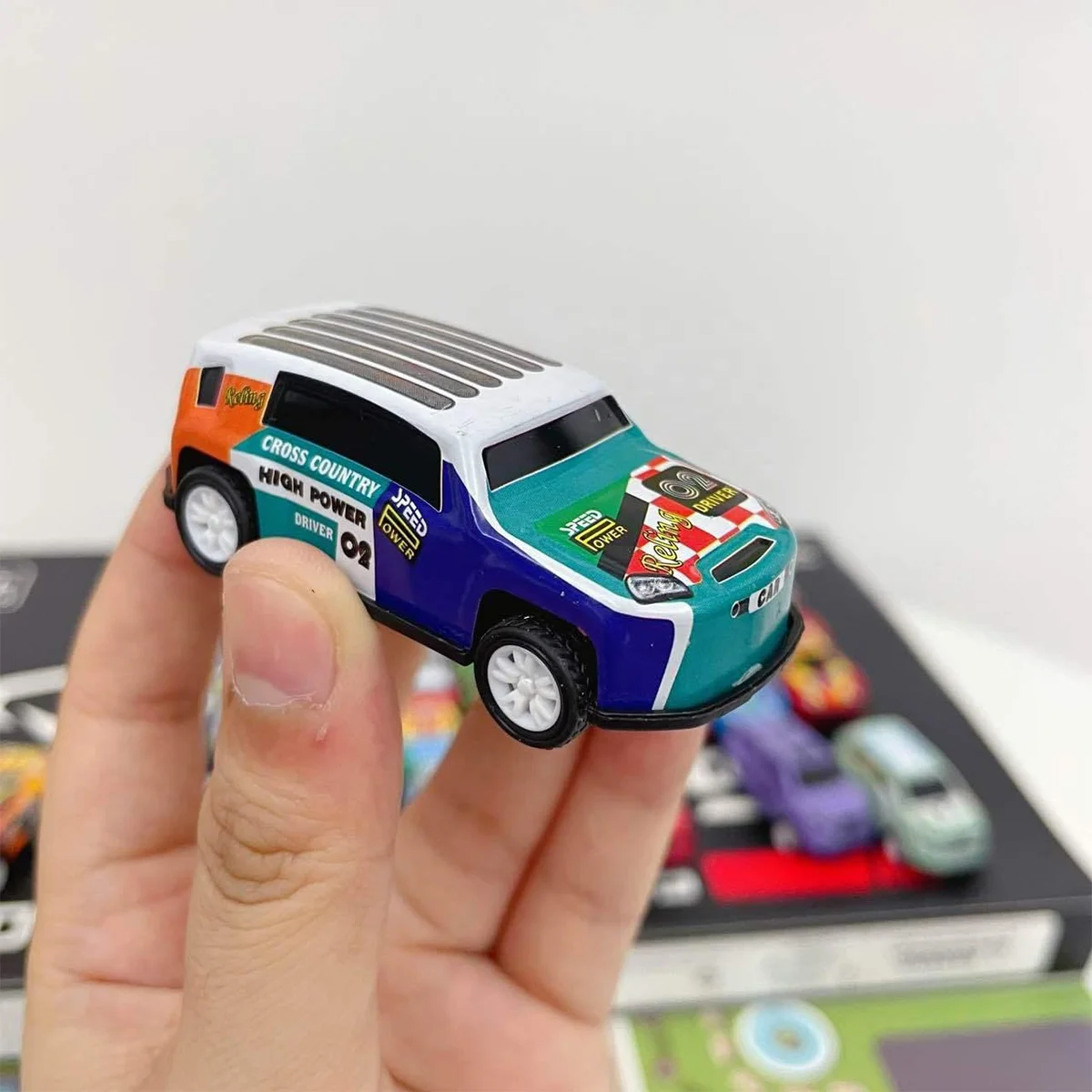 50 шт., миниатюрный металлический автомобиль 1:64 с картонной коробкой