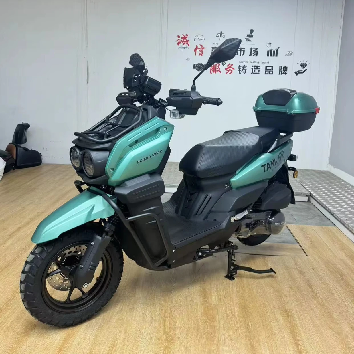 Бензиновый скутер 150 см3 для взрослых с автоматической коробкой передач одноцилиндровый 4-тактный дисковый Барабанный тормоз емкость бака 150cc