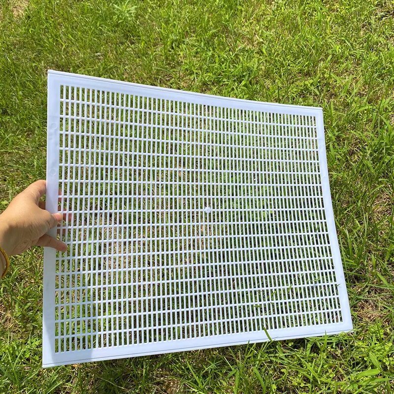 New style Beekeeping equipment plastic plane queen excluder cutted