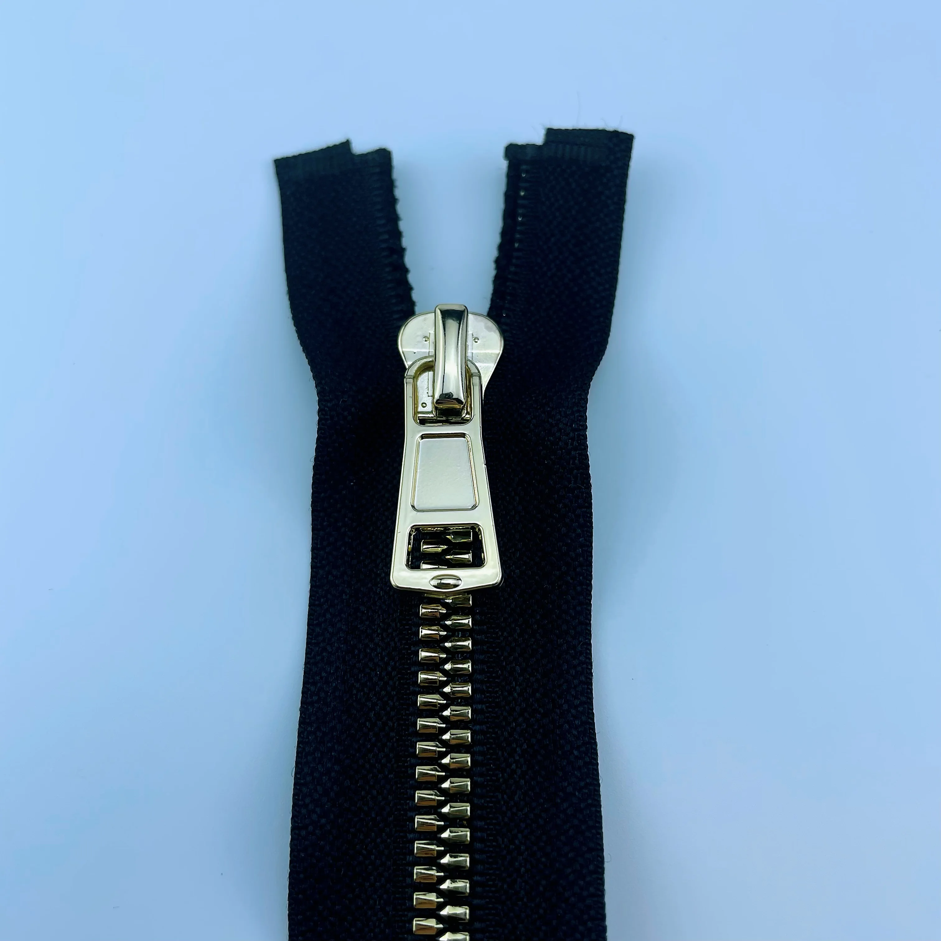 NO.5 Golden Diamond Teeth Plastic zipper for bags garment accessories Zipper Puller slider zip pull full zip