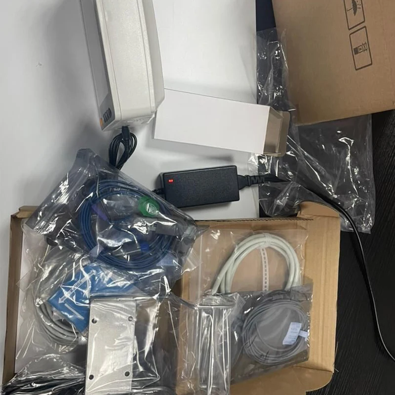 UN8000S 8 Inch Medical 6 Parameters Monitor Capnography Etco2 Monitor Vital Signs