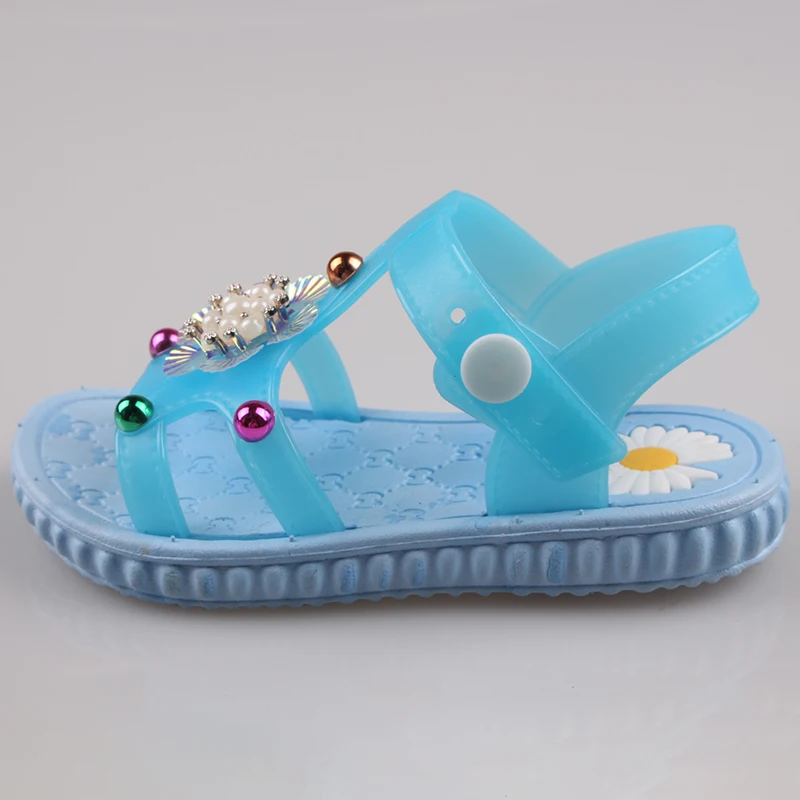На работу под водой плоский поливинилхлоридный детская обувь с милыми цветами для девочек; Оптовая продажа; Летние прозрачные детские сандалии