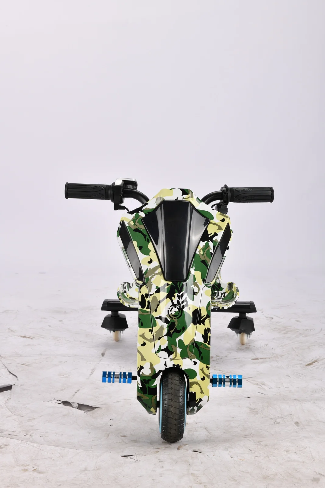 Adjustable length mini drifting bike for kids with SD card plug in