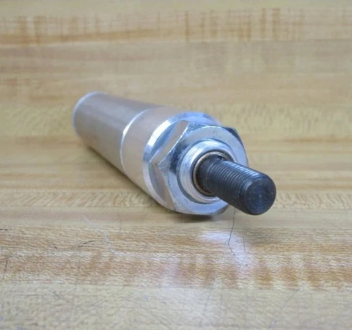 Пневматический цилиндр шарнирного действия (с пружинным возвратом) BIMBA 123-P