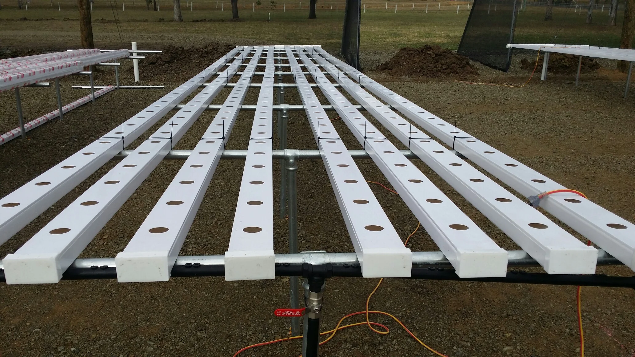 HOT Sell Rectangular NFT Hydroponics PVC Channel for Lettuce Hydroponic Growing System