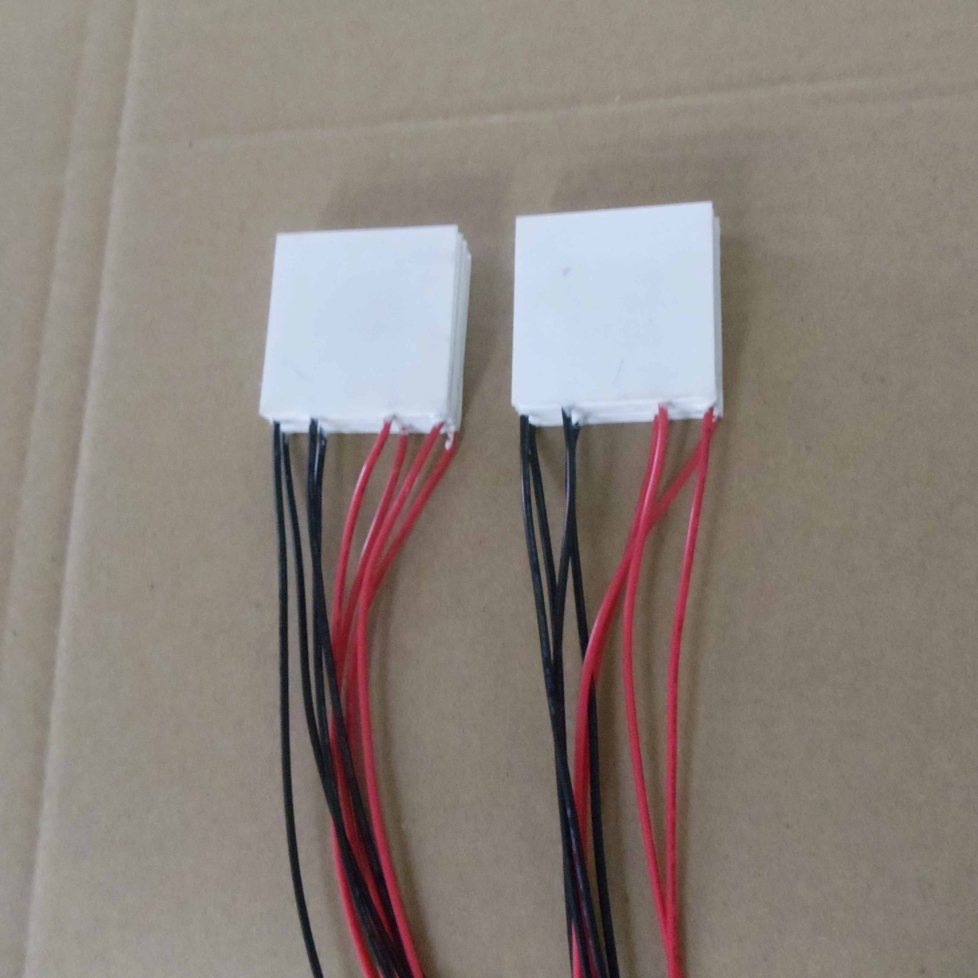 High power Low price thermoelectric cooler peltier module 20*20m 6 Imax TEC1-03106 Vmax3.66 square power generator