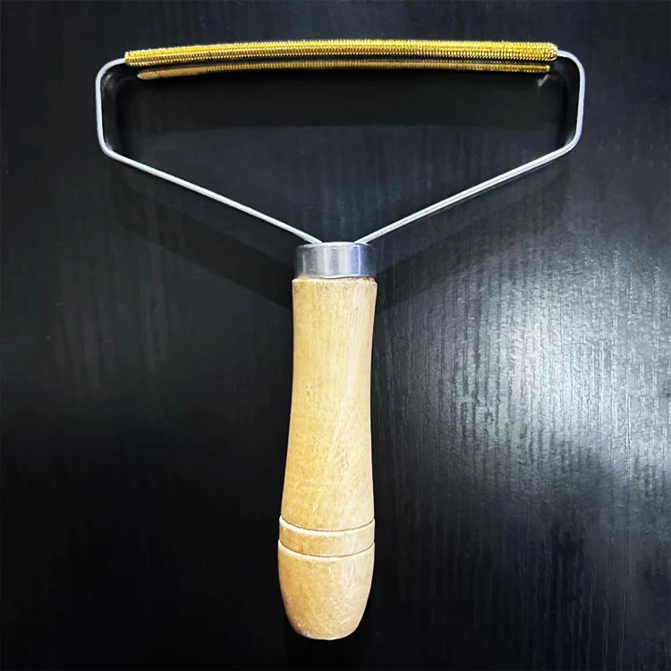 2022 New Portable Fluff Remover Clothes Fluffy Razor Manual Brush Scratches Fluffy Remover Sweater Tool