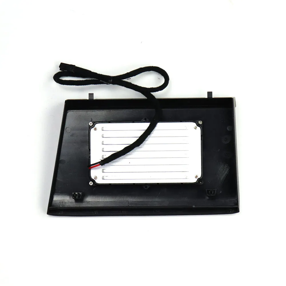 For VW Tiguan L Auto Spare Parts 10W Wireless Car Charger Mount for Iphone Samsung Galaxy Hua Wei