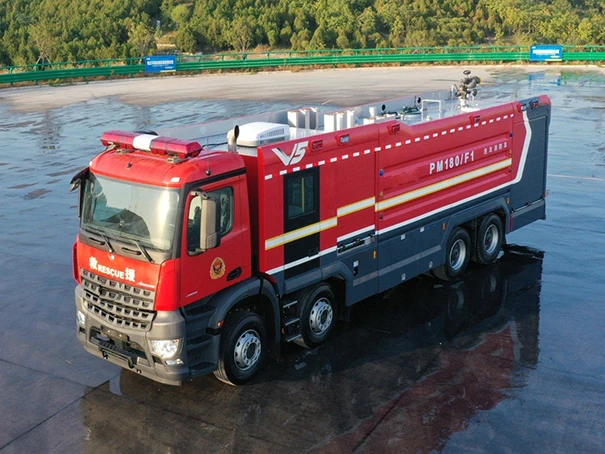 Water foam fire truck JP20C2 20m fire fighting truck 6 passengers for marshaling fire fighting