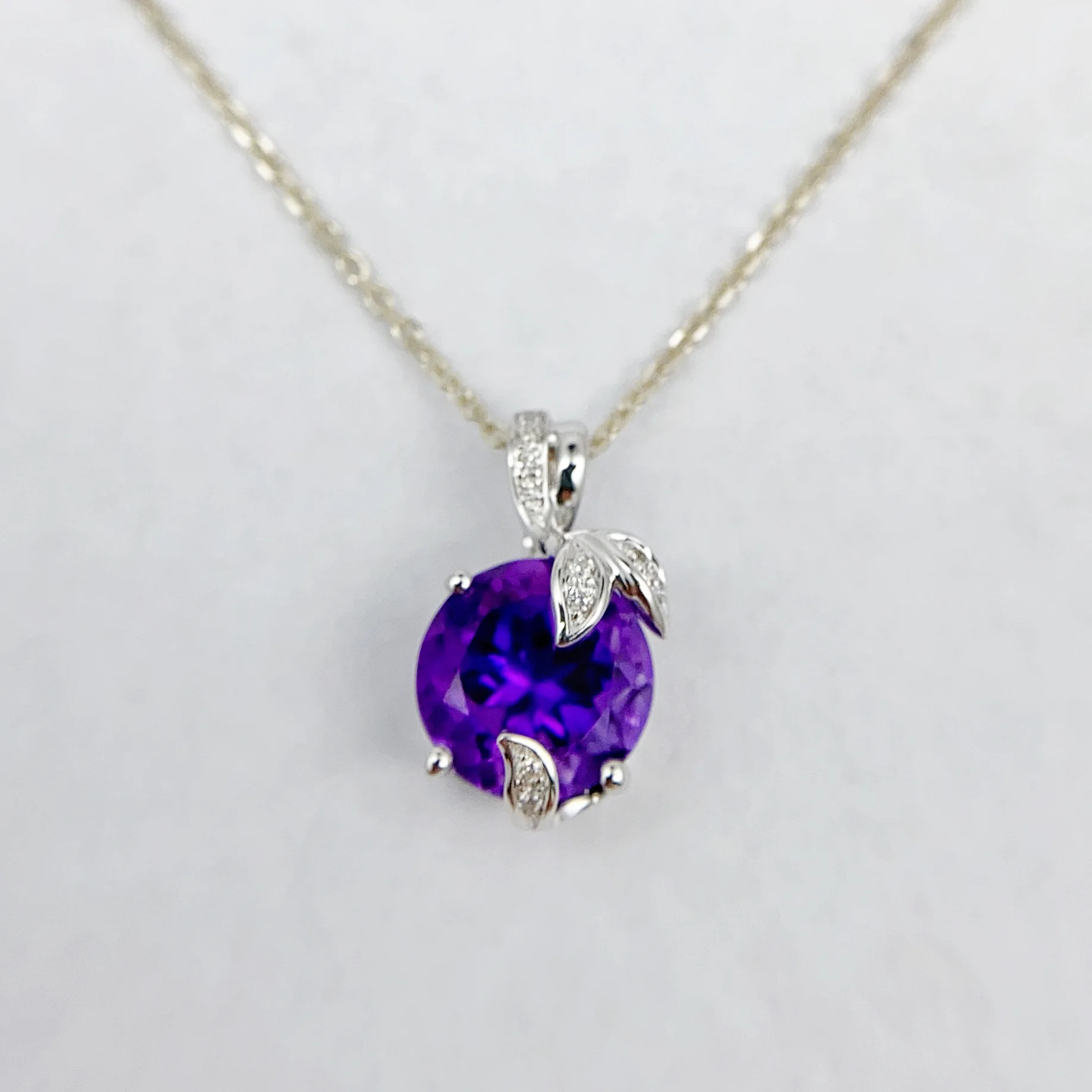 2024 S925 New Alexandrite Rainbow Gemstone Gold Plated Amethyst Round Halo Pendant Necklace For Women Destiny Jewellery