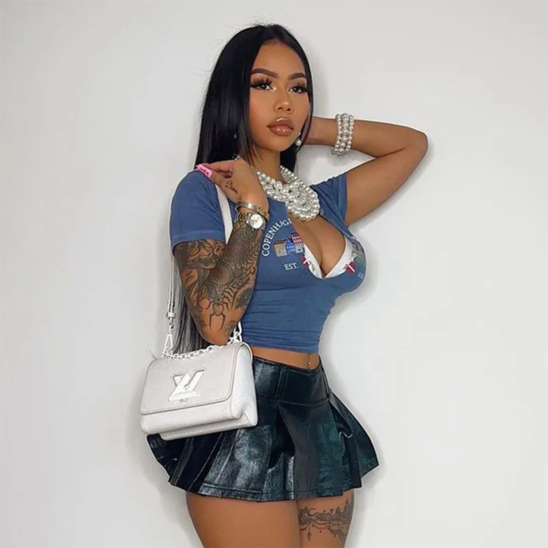 King Mcgreen star Trendy Female Festival Dance Club Short skirt Sexy Shinny PU leather pleated mini skirt Y2K costume Party wear