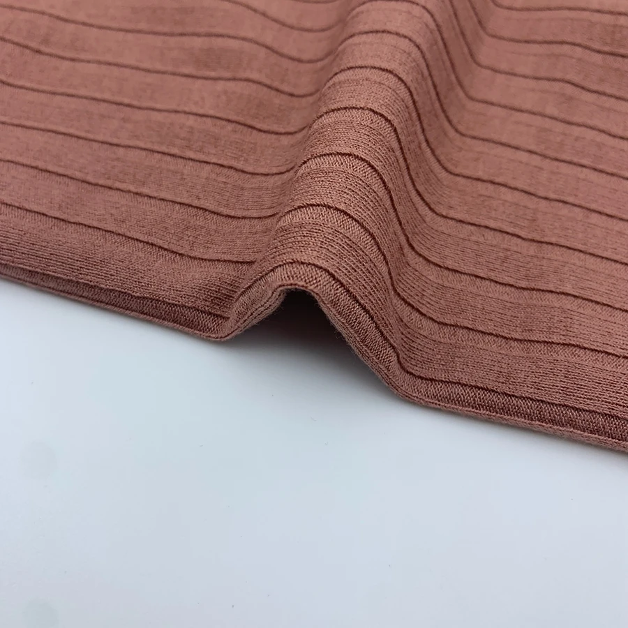 Wholesale custom color ribbed 95 polyester 5 spandex 270gsm LUREX knitted 9*4 rib fabric for tops sweater