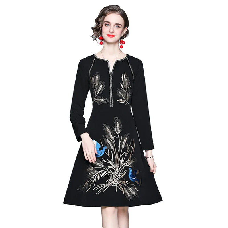 QP6202065 new fashion V-neck embroidered waist dress A-line skirt in early autumn