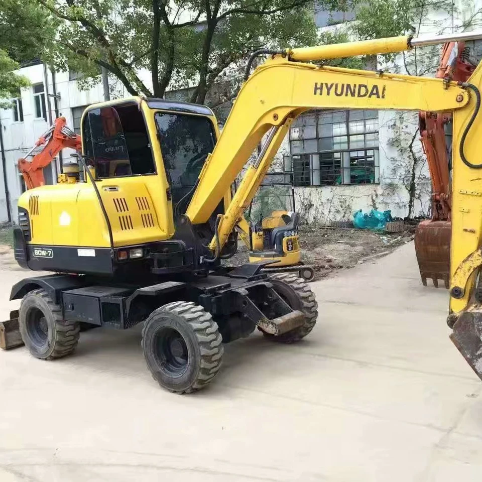 Used Hyundai 6 Ton Wheel Excavator Hyundai 60w-7 Mini Excavator Earth Moving with Good Condition
