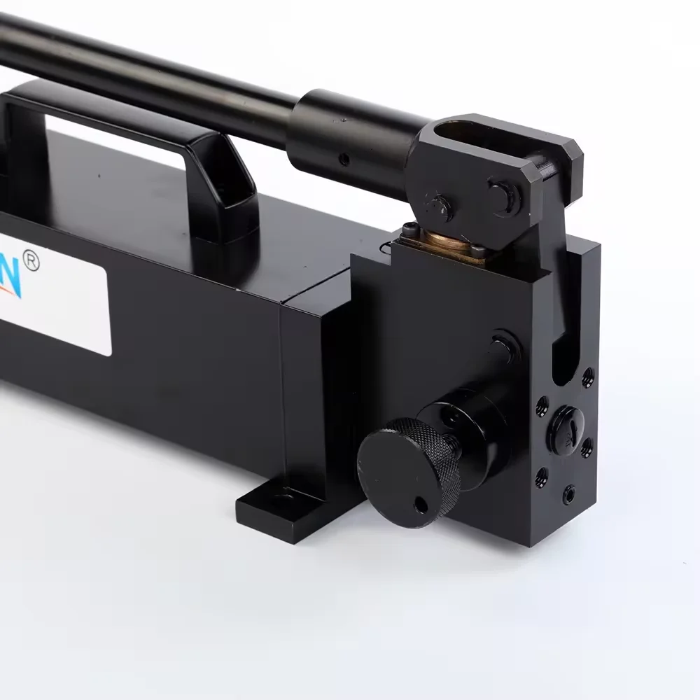 16P80 Aluminum Titanium Alloy Manual Hydraulic Pump High Pressure Corrosion-Resistant and Impact Resistant