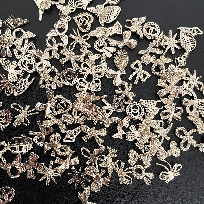 10Pcs/Bag New Metal Bowknot Thin Section Mixed Alloy Nail Jewelry Nail Art Metal Decoration Nails Stickers & Decals