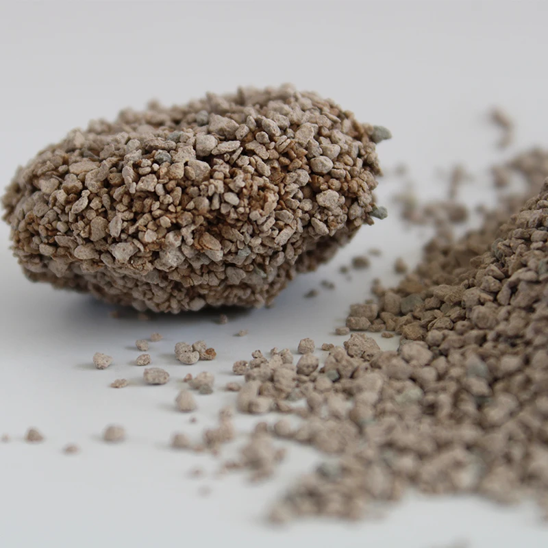 Free Samples OEM Newly Developed Low Dust Eco-Friendly 5kg 10kg Irregular Shape Granule Bentonite Cat Sand