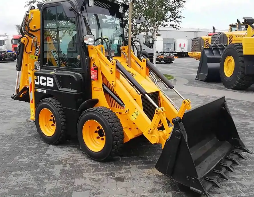 Unloading 1CX EPA Wheel Loader Spare Parts Yellow United Kingdom Wheel Loader Engine Original USA Epa Tier 3 Ton Diesel