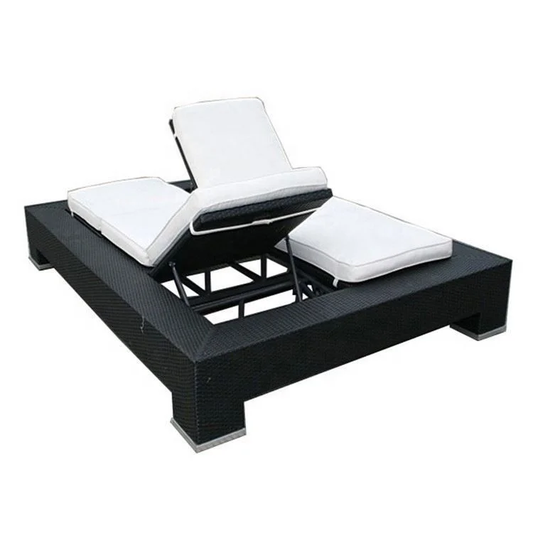 Couple Big Size Outdoor Daybed Sunbed All Weather Garden Rattan Furniture Sun Bed