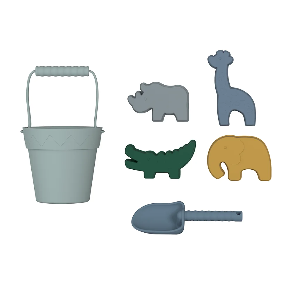 Customized wholesale BPA free Portable Silicone Sand Bucket Toys Kids Baby Silicone Beach Toys