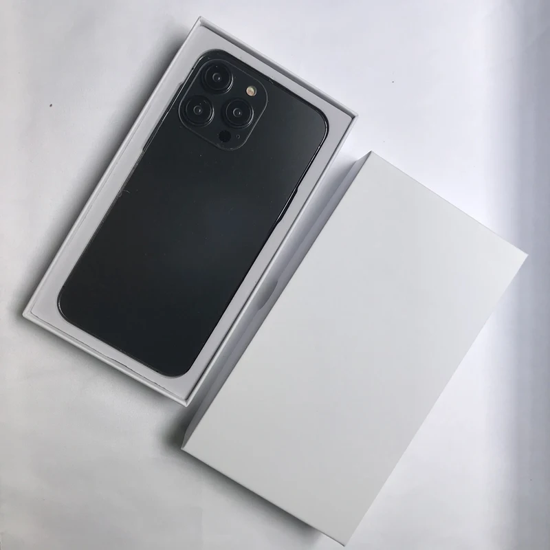 Exquisite and safe paper mobile phone storage box for 14 pro max mobile phone protection box for 14 plus dummy phone model in it