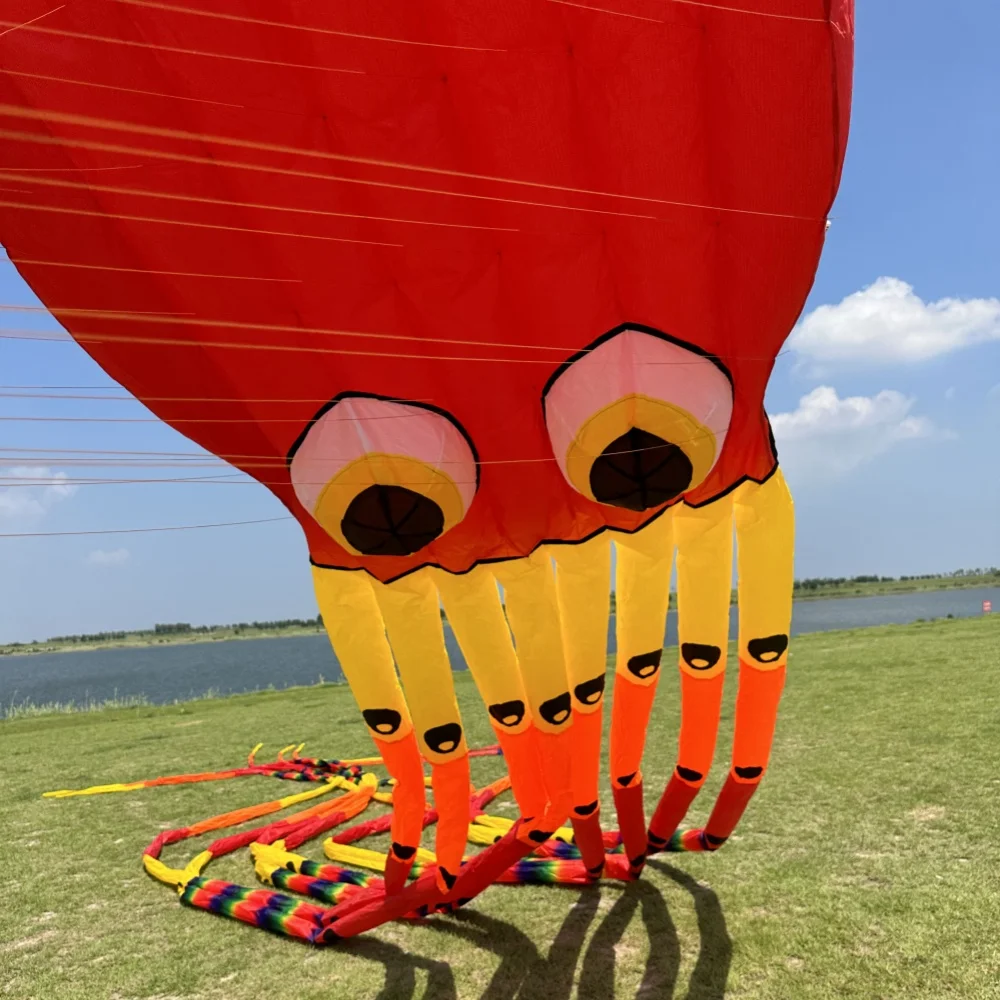 Easy to Fly Parent Child Interaction Octopus Kite in the Breeze 3D Soft Kite Skeletonless 15m Animal Tear Resistant Kite