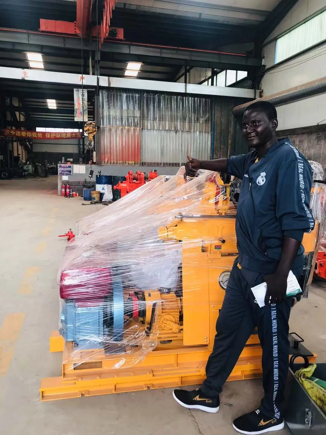 200m Diesel Hydraulic Water Well Drilling Rig Machine Rotary Drilling Rig Machine