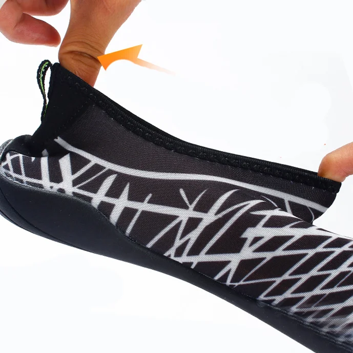 Summer Water Shoes Men Beach Sandals Upstream Aqua Shoes Man Quick Dry River Sea Slippers For Surfing