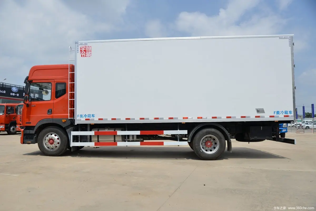 Грузовик Dongfeng 4-5 тонн