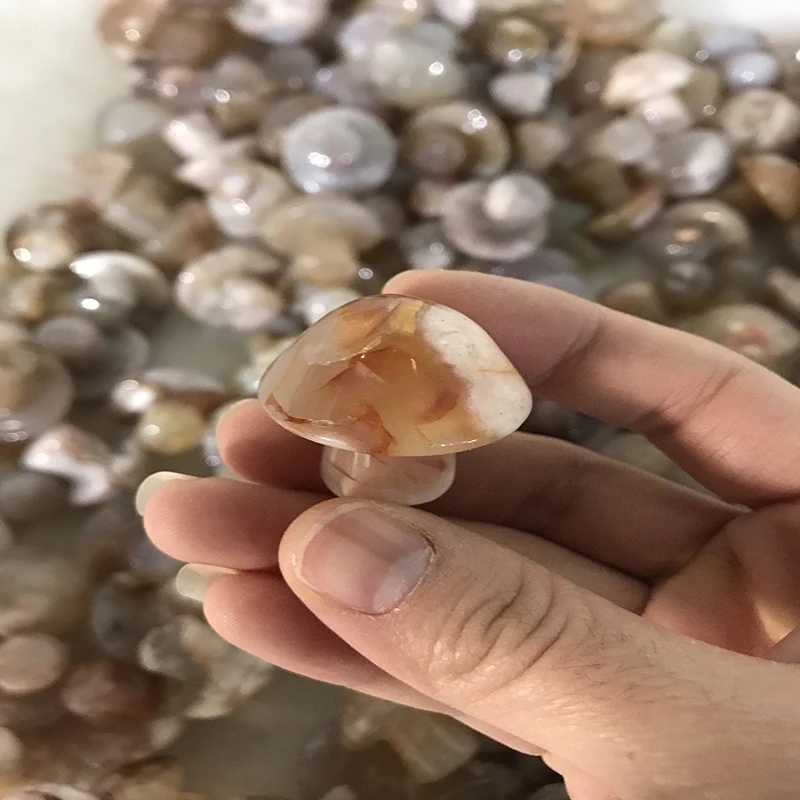 Wholesale Natural Quartz Cherry Blossom Small Agate Crystal Mushrooms