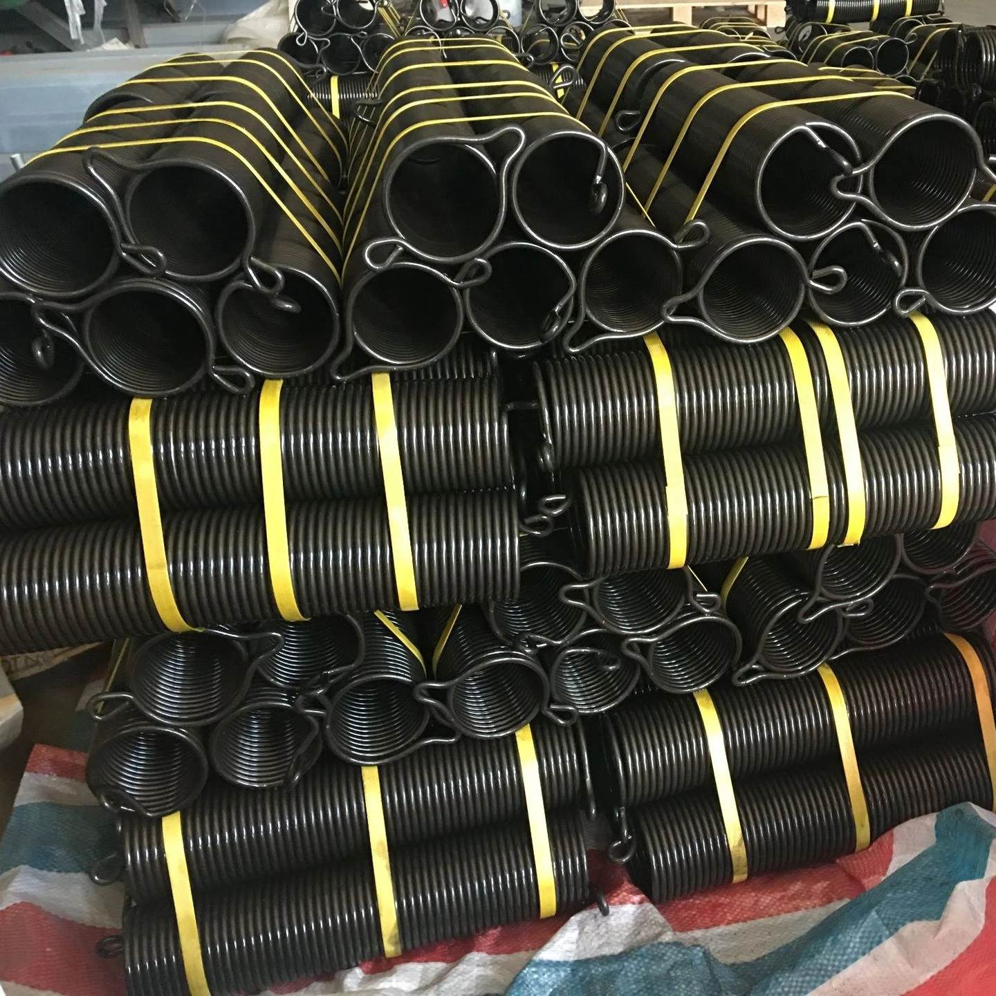 High carbon manganese steel torsion springs,garage door springs,rolling door springs