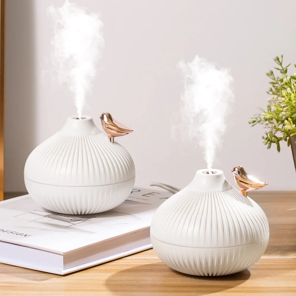 customization Delicate Portable 300ml Aroma Diffuser For Home Car Office And Decoration Three color night light Humidifier