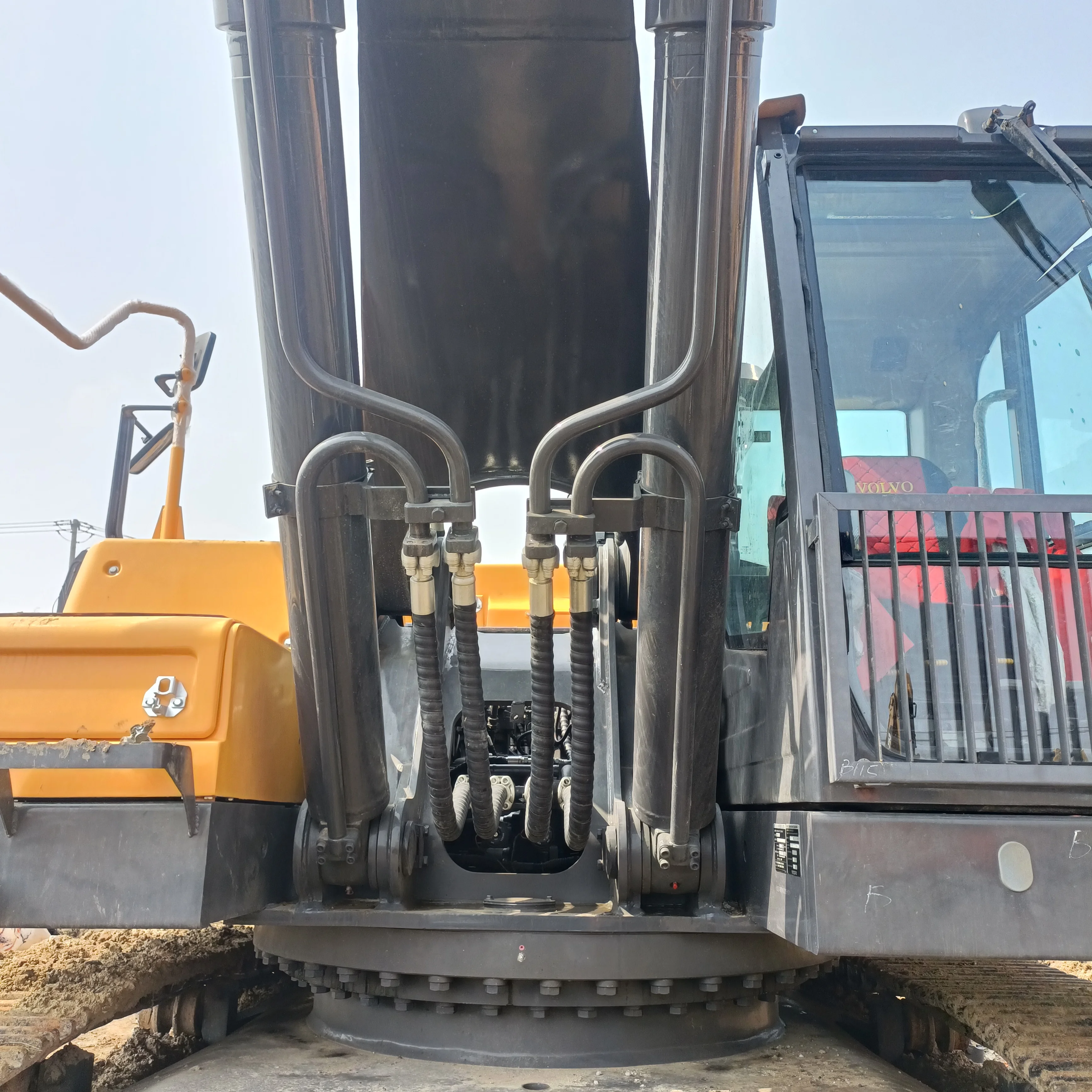 Лидер продаж конкурентоспособная цена Низкий рабочий час высокое качество VOLVO EC480DL экскаватор второй ручной 90% новый 48 тонн