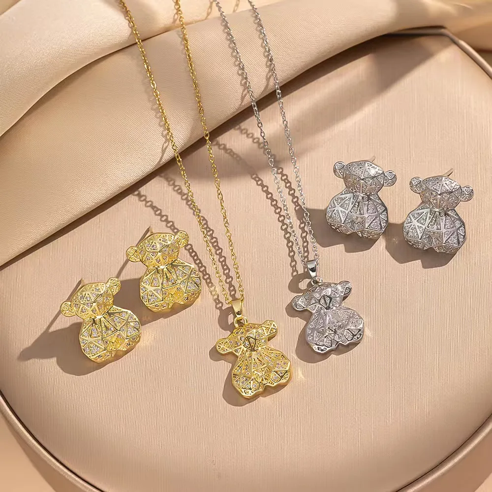 Hot Line Bear Pendant Earrings Fashion Light Luxury Copper Gold-plated Non-fading Necklace Earrings for Women Jewelry