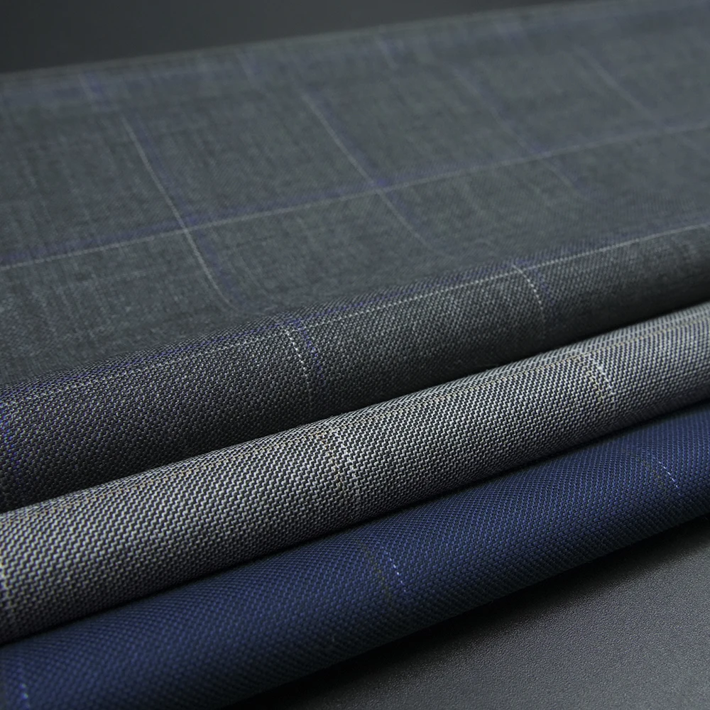 2023 New Style STOCK Worsted Merino Wool Fabric Italian Suit Fabric Wool Blend Fabric Men Suits
