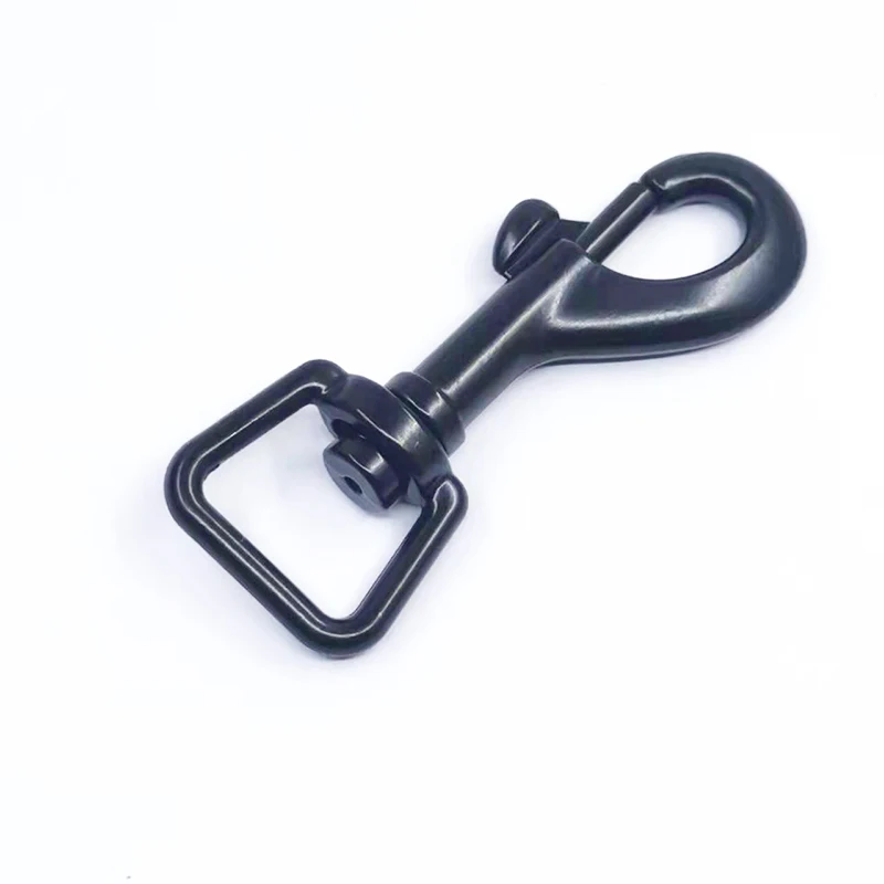 Popular design customized swivel bolt carabiner snap hook dog for pet supplies