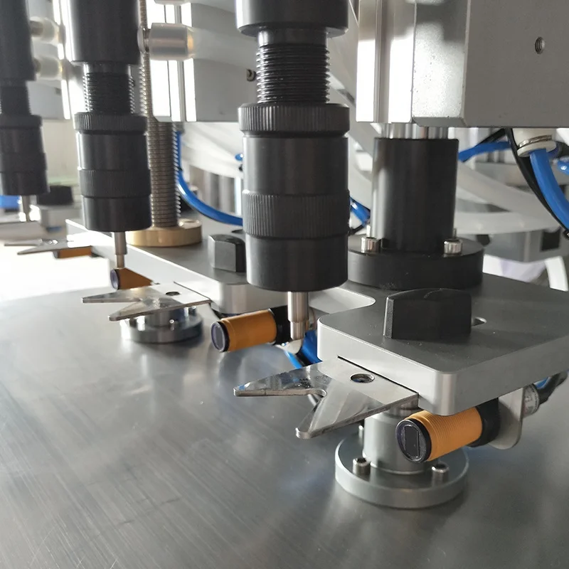 Factory lab semi-automatic 4 head perfume  filling machine  manual filling cologne perfume liquid equipment perfume line